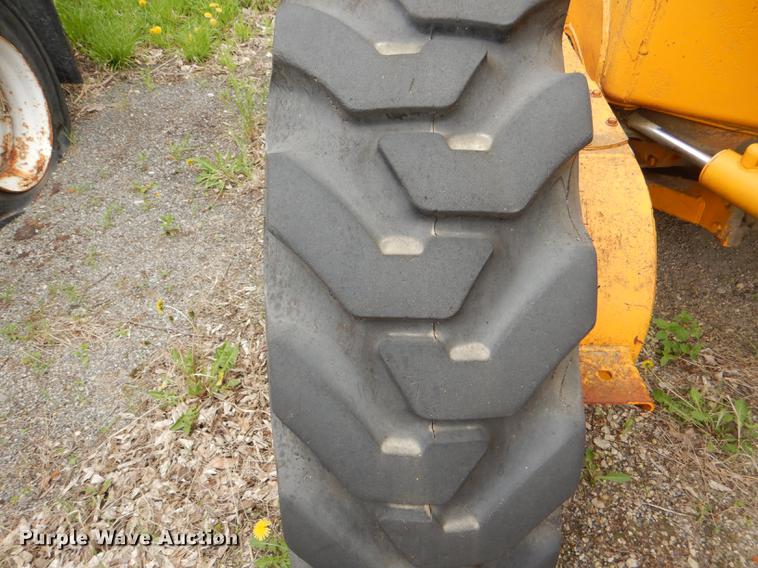 image for item DG0971 1978 John Deere 570A motor grader