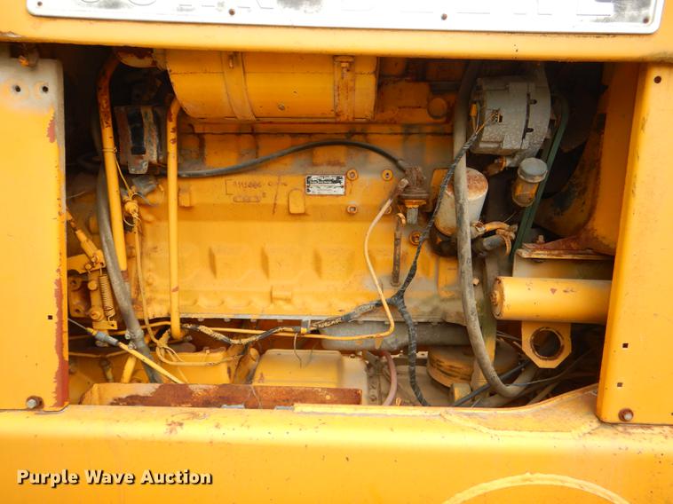 image for item DG0971 1978 John Deere 570A motor grader