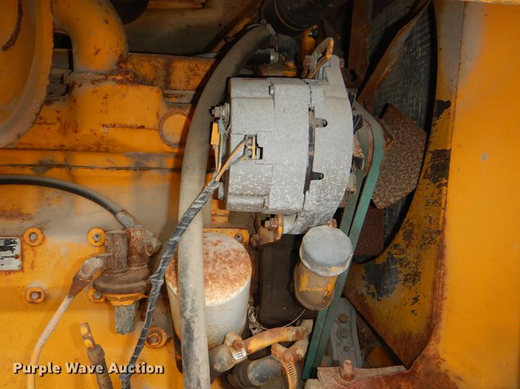 image for item DG0971 1978 John Deere 570A motor grader