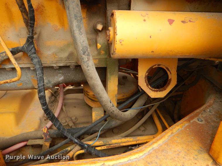 image for item DG0971 1978 John Deere 570A motor grader