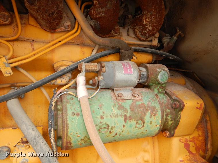 image for item DG0971 1978 John Deere 570A motor grader