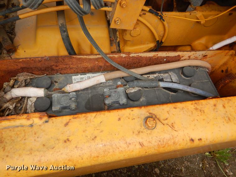 image for item DG0971 1978 John Deere 570A motor grader