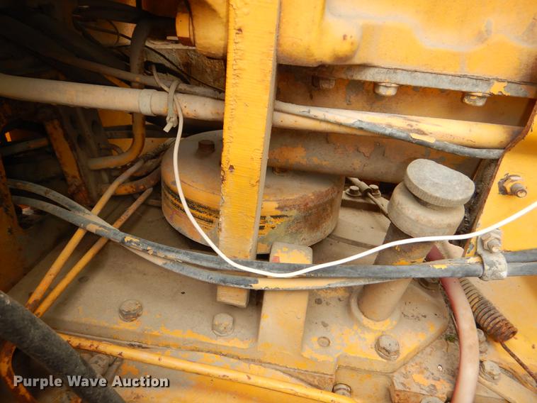 image for item DG0971 1978 John Deere 570A motor grader