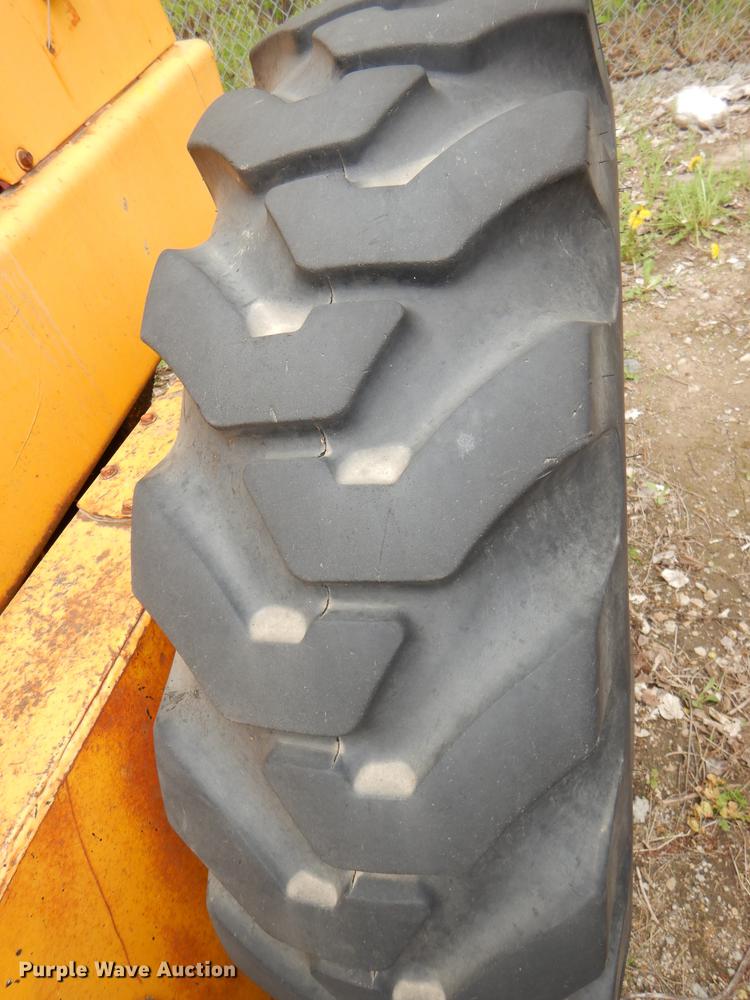 image for item DG0971 1978 John Deere 570A motor grader