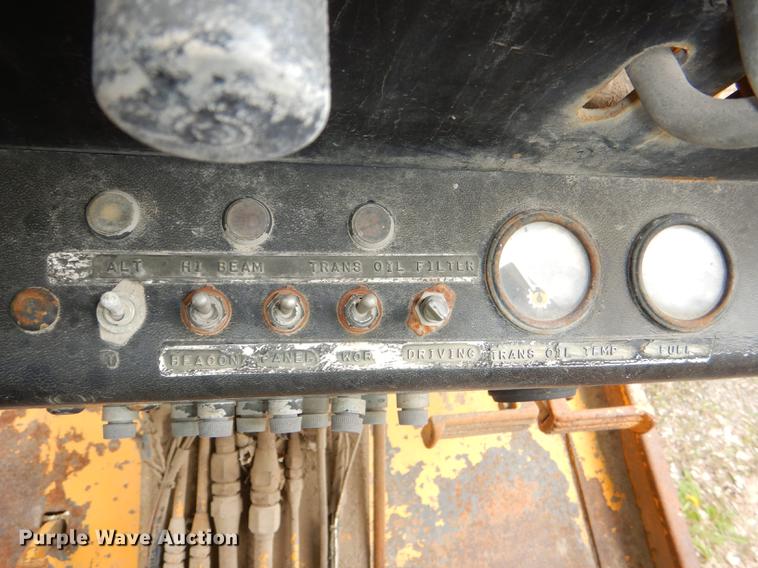 image for item DG0971 1978 John Deere 570A motor grader