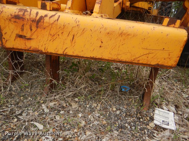 image for item DG0971 1978 John Deere 570A motor grader