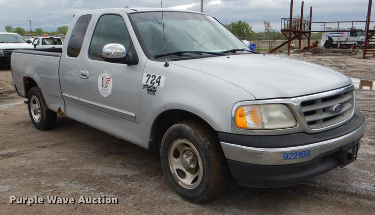 image for item DG0972 2000 Ford F150 XLT SuperCab pickup truck