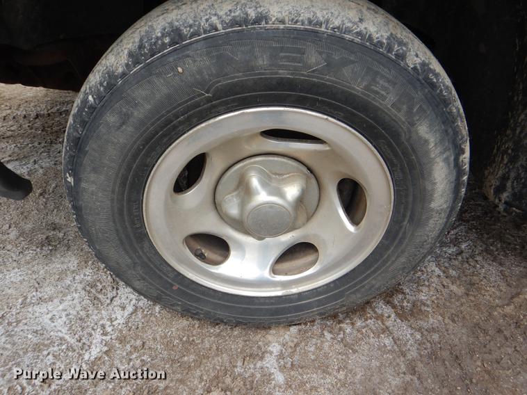 image for item DG0972 2000 Ford F150 XLT SuperCab pickup truck