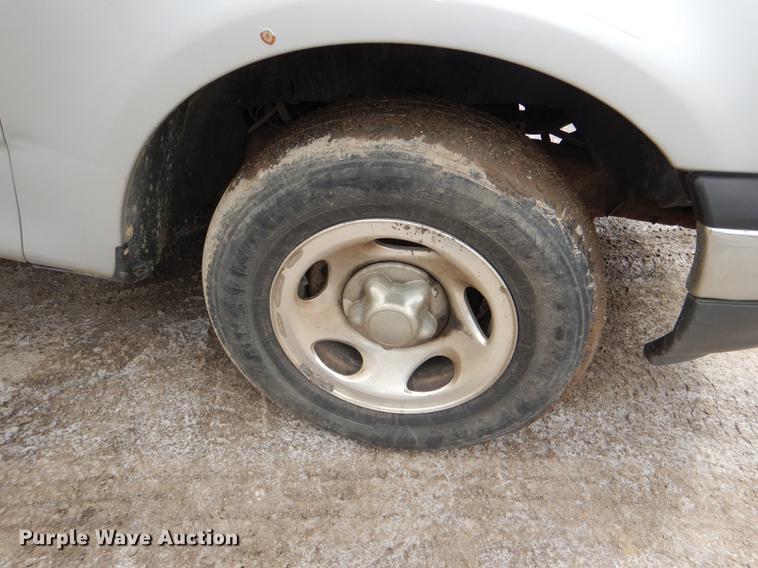 image for item DG0972 2000 Ford F150 XLT SuperCab pickup truck