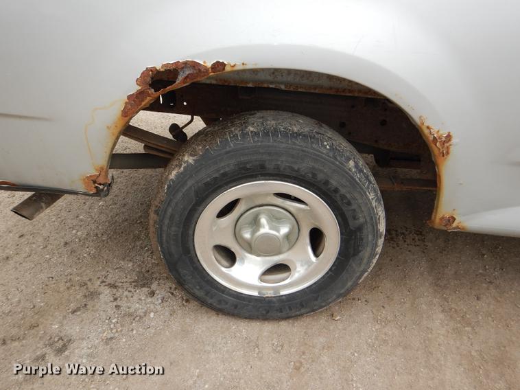 image for item DG0972 2000 Ford F150 XLT SuperCab pickup truck