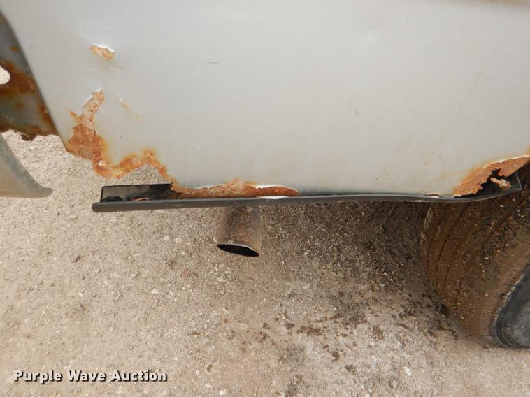 image for item DG0972 2000 Ford F150 XLT SuperCab pickup truck