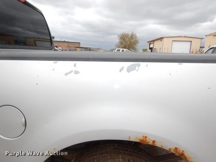 image for item DG0972 2000 Ford F150 XLT SuperCab pickup truck