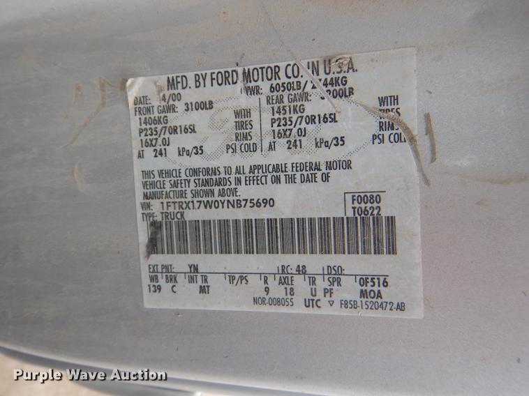 image for item DG0972 2000 Ford F150 XLT SuperCab pickup truck