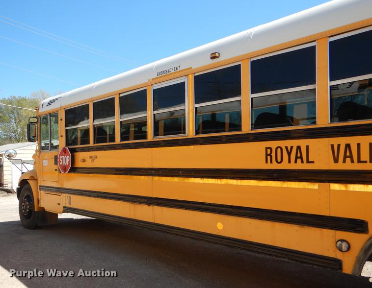 image for item DG0980 2008 International CE 300 school bus