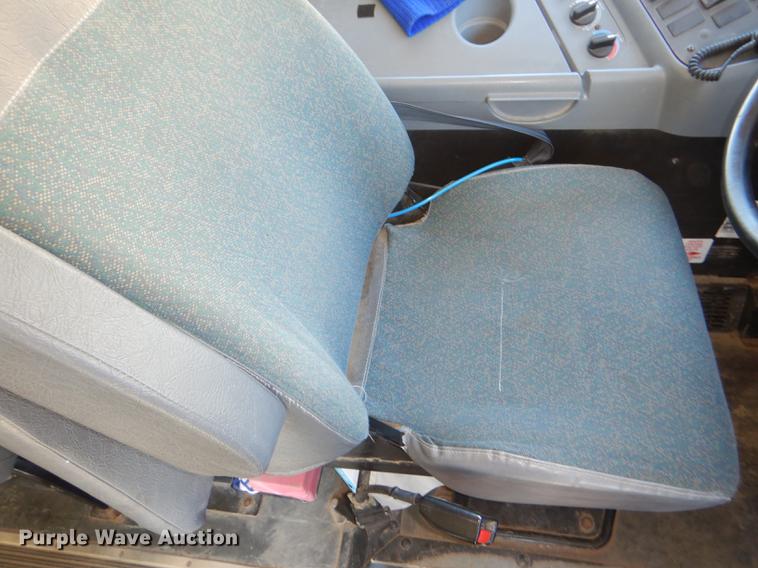 image for item DG0980 2008 International CE 300 school bus