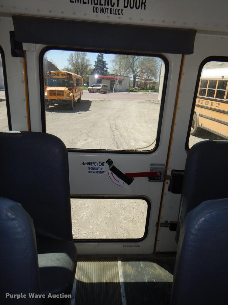 image for item DG0980 2008 International CE 300 school bus