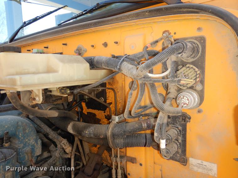 image for item DG0980 2008 International CE 300 school bus