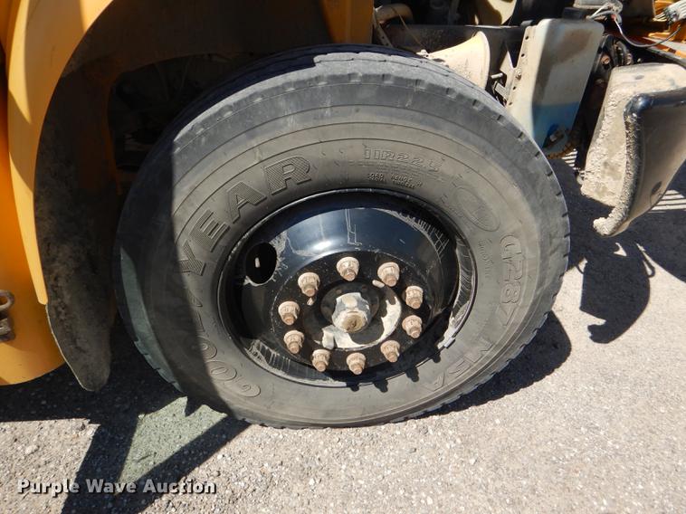 image for item DG0980 2008 International CE 300 school bus