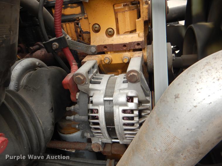 image for item DG0995 2006 Freightliner B2 Thomas school bus