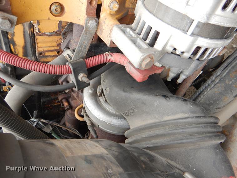 image for item DG0995 2006 Freightliner B2 Thomas school bus