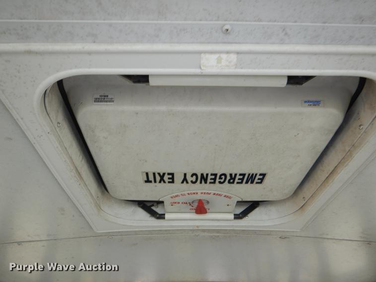 image for item DG0995 2006 Freightliner B2 Thomas school bus