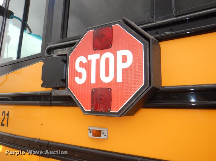 image for item DG0995 2006 Freightliner B2 Thomas school bus