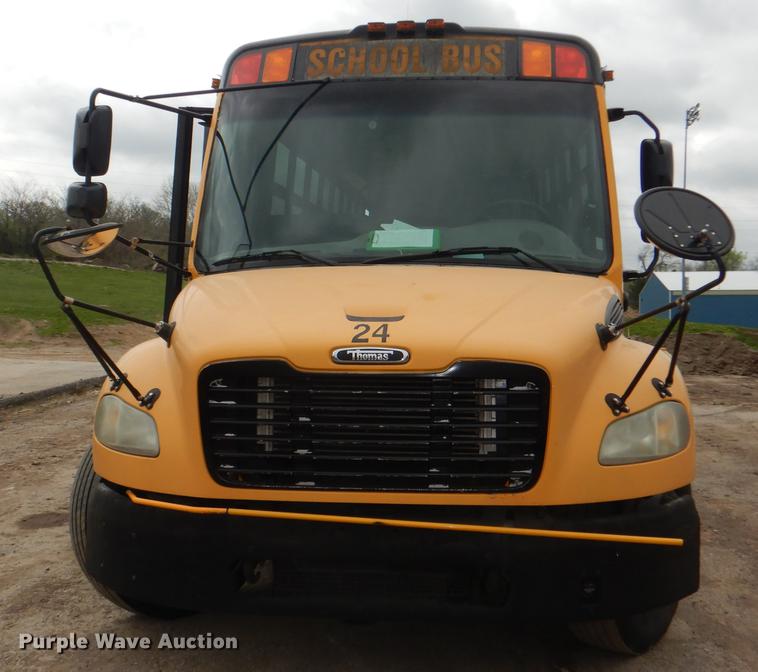 image for item DG0996 2006 Freightliner B2 Thomas school bus