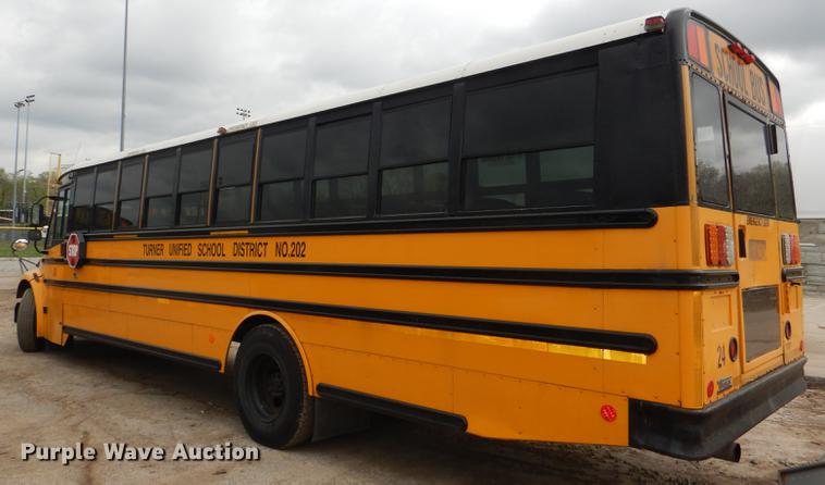 image for item DG0996 2006 Freightliner B2 Thomas school bus