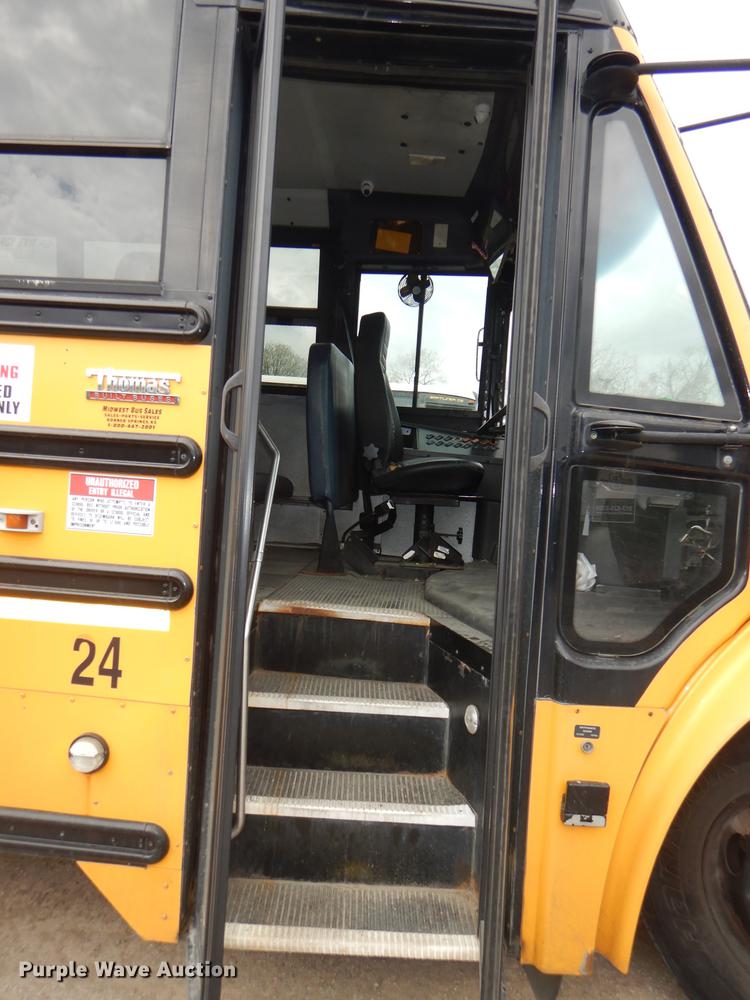 image for item DG0996 2006 Freightliner B2 Thomas school bus