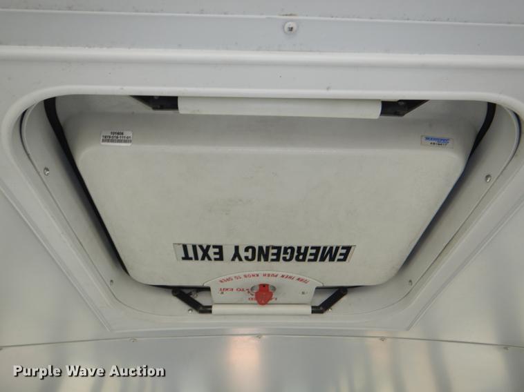 image for item DG0996 2006 Freightliner B2 Thomas school bus