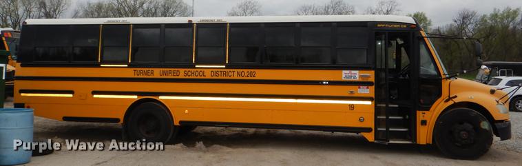 image for item DG0997 2006 Freightliner B2 Thomas school bus