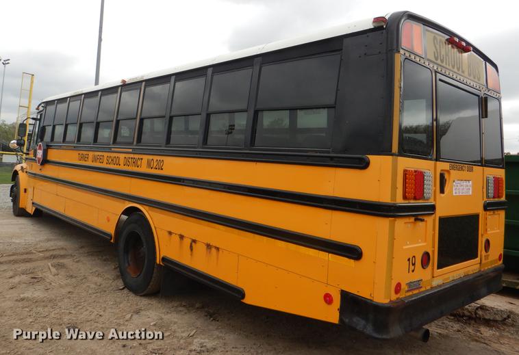 image for item DG0997 2006 Freightliner B2 Thomas school bus