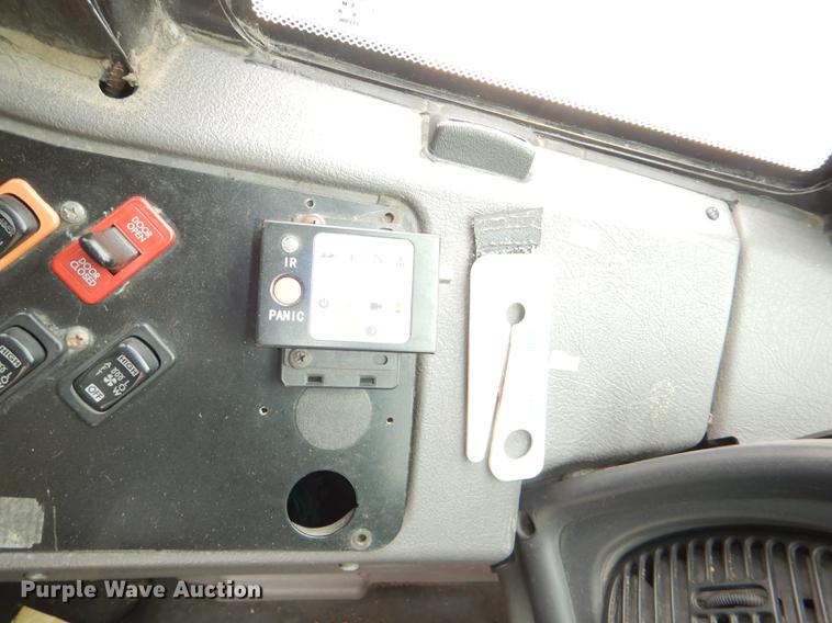 image for item DG0997 2006 Freightliner B2 Thomas school bus