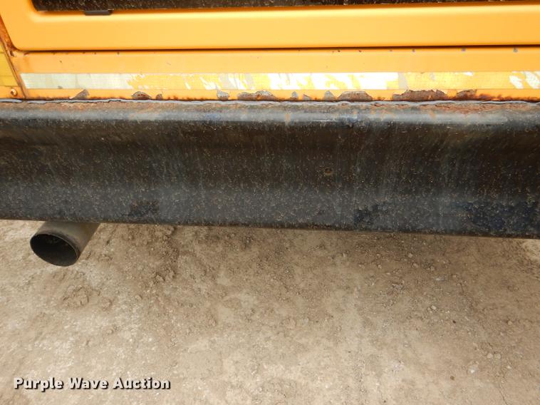 image for item DG0997 2006 Freightliner B2 Thomas school bus