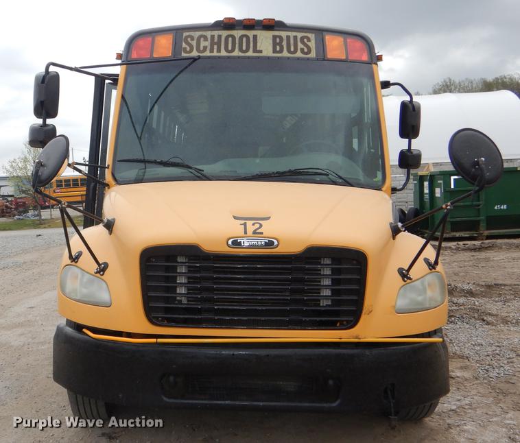 image for item DG0998 2006 Freightliner B2 Thomas school bus
