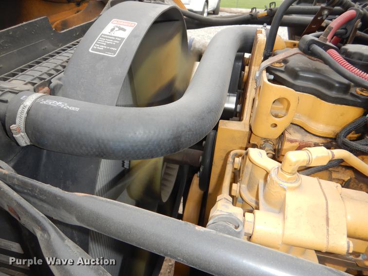 image for item DG0998 2006 Freightliner B2 Thomas school bus