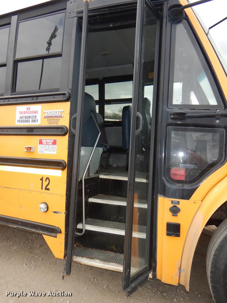 image for item DG0998 2006 Freightliner B2 Thomas school bus