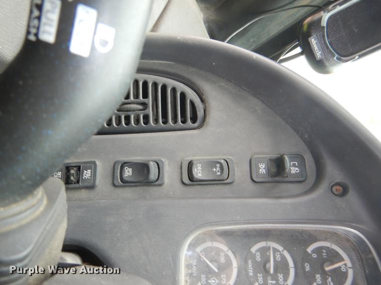 image for item DG0998 2006 Freightliner B2 Thomas school bus