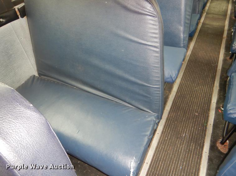 image for item DG0998 2006 Freightliner B2 Thomas school bus