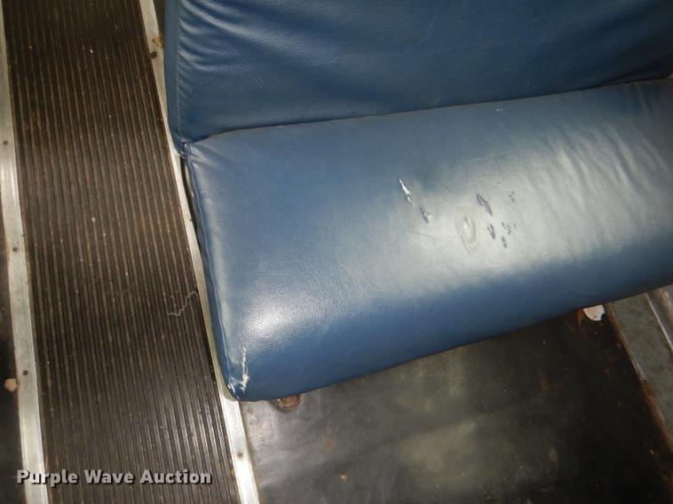 image for item DG0998 2006 Freightliner B2 Thomas school bus