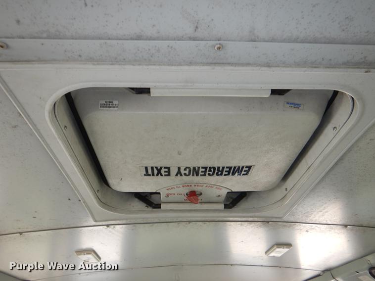 image for item DG0998 2006 Freightliner B2 Thomas school bus