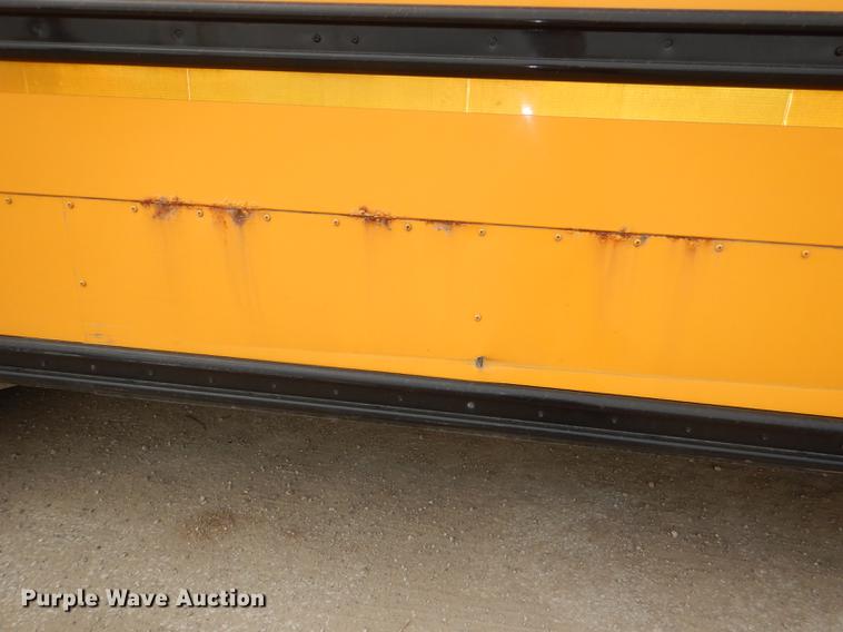 image for item DG0998 2006 Freightliner B2 Thomas school bus