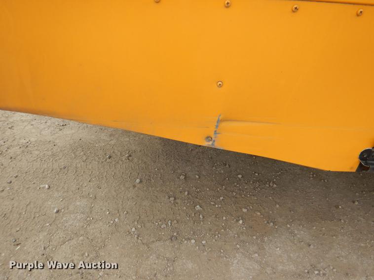 image for item DG0998 2006 Freightliner B2 Thomas school bus