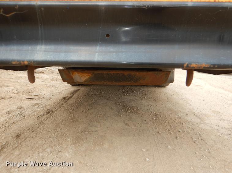 image for item DG0998 2006 Freightliner B2 Thomas school bus