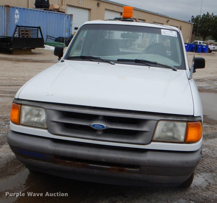 image for item DG1010 1997 Ford Ranger XL SuperCab pickup truck