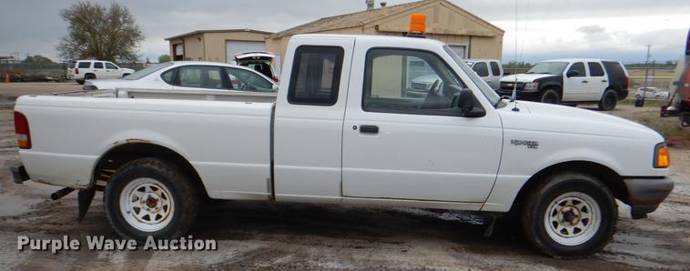 image for item DG1010 1997 Ford Ranger XL SuperCab pickup truck
