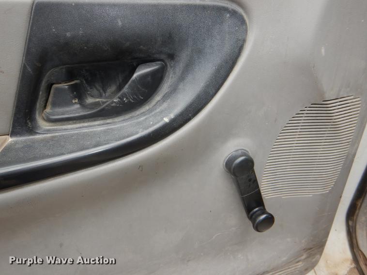 image for item DG1010 1997 Ford Ranger XL SuperCab pickup truck