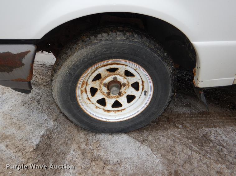 image for item DG1010 1997 Ford Ranger XL SuperCab pickup truck