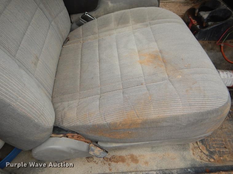 image for item DG1010 1997 Ford Ranger XL SuperCab pickup truck