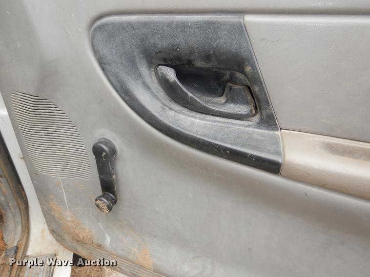 image for item DG1010 1997 Ford Ranger XL SuperCab pickup truck